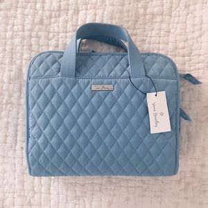 Quilted Hanging Organizer Toiletry Bag